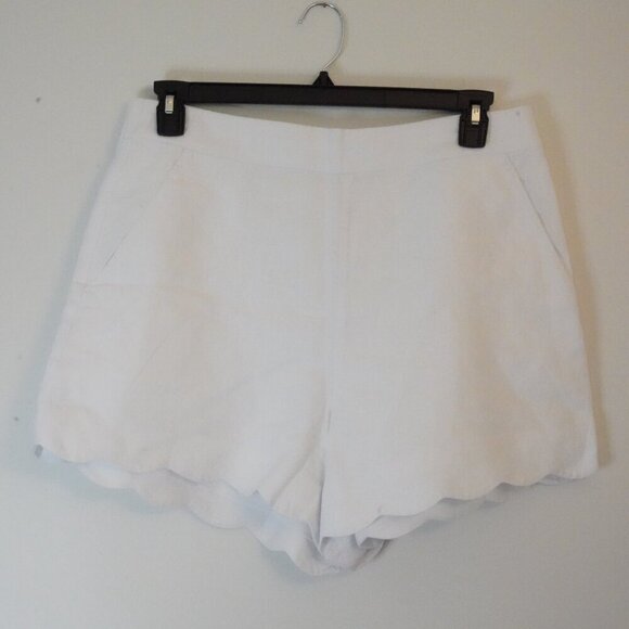 Abercrombie & Fitch, 100% Linen Scalloped High Rise Shorts, White - Picture 2 of 4